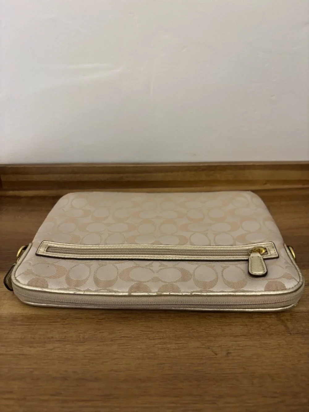 Coach Daisy Khaki Signature Floral Applique Tablet Sleeve